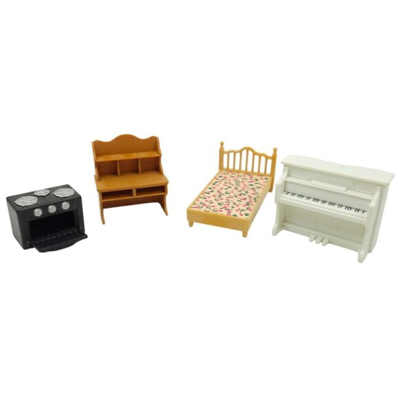 Epoch Calico Critters Sylvanian Families Stove Oven Desk Bed Upright Piano Lot - Picture 1 of 12